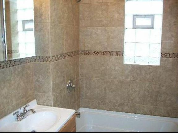 3rd image of 6827 S Langley Ave APT 2