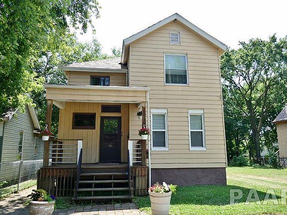 2nd image of 1812 NE Madison Ave