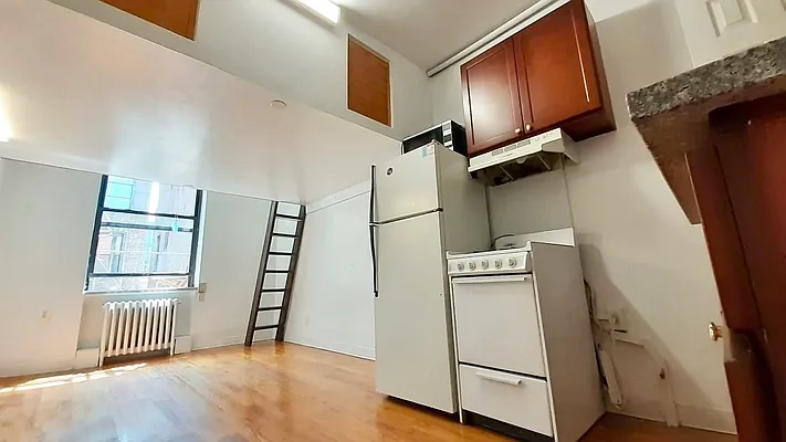 Rented by Union Square Property Management | media 1