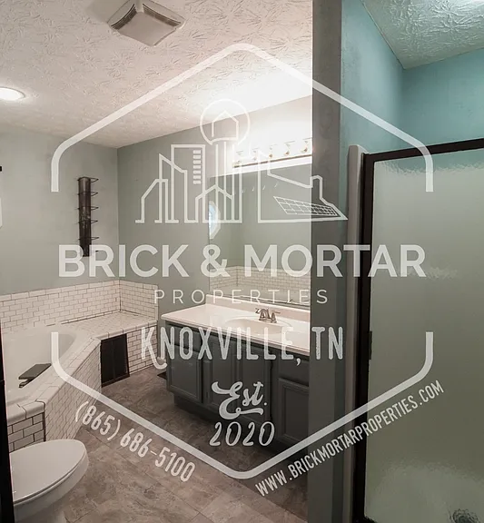 808 Pioneer Dr — Photo 26