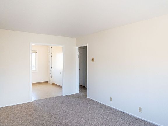 3rd image of 36 Ross Ave APT 8