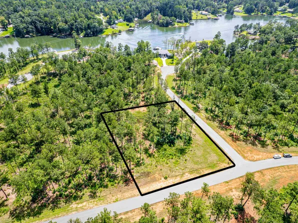 401 White Oak Ln NE #61, Milledgeville, GA 31061