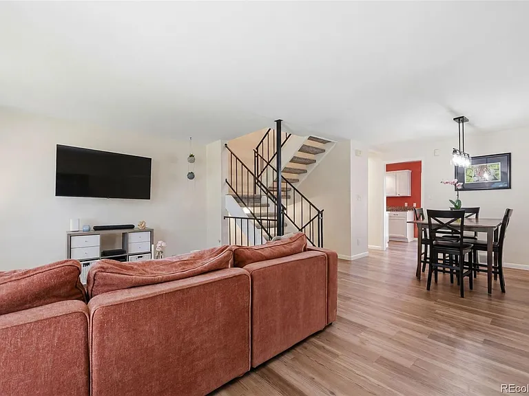 1169 S Monaco Street Pkwy — Photo 5