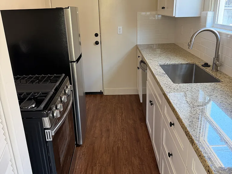 320A Geil St #320-A — Photo 2