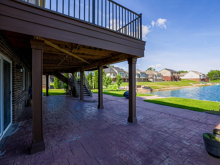47791 Crichton Ln — Photo 3