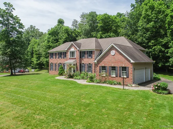 126 Pease Road, Woodbridge, CT 06525