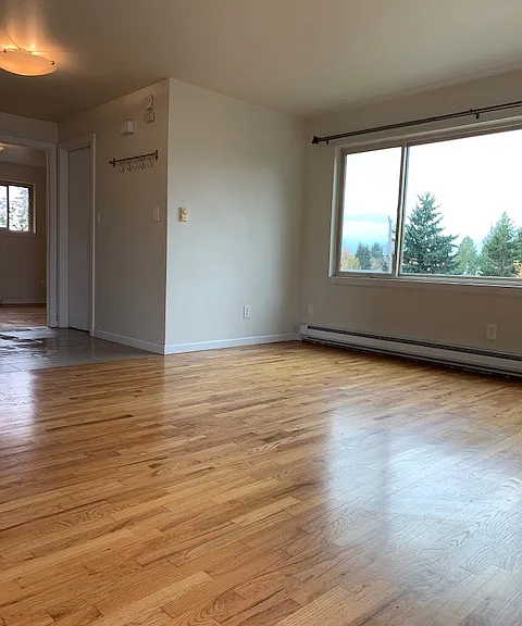 2611 NE 65th St #2 — Photo 3