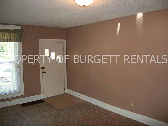 4th image of 325 W Lutz Ave