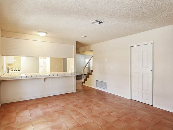 3rd image of 856 E Avenue J9