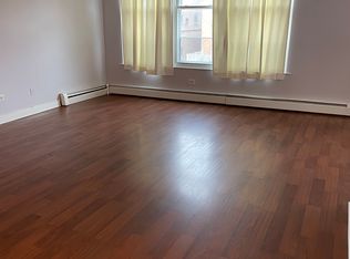 9519 Lawrence Ct APT 2, Schiller Park, IL