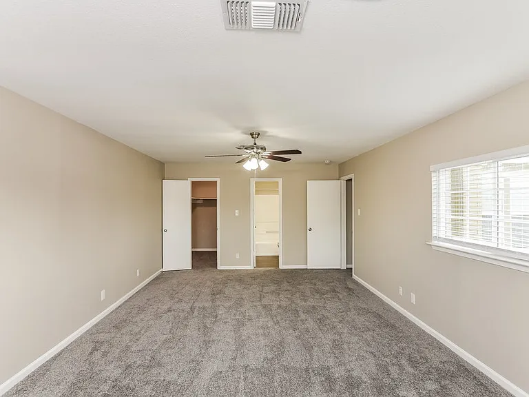 4234 Sunrise Cove Dr — Photo 12