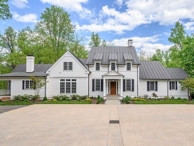 2440 N Dogwood Ln, Charlottesville, VA, 22901