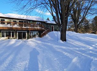 5225 Barton Rd, Williamston, MI 48895