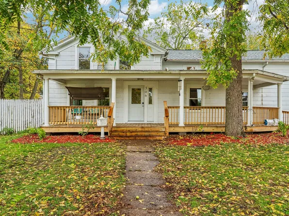 303 Milton Ave, Janesville, WI 53545