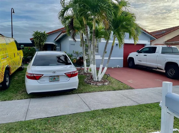 14442 SW 179th Ln, Miami, FL 33177