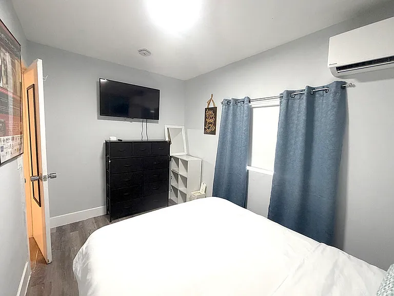 226 SW 23rd St #1-3 — Photo 21