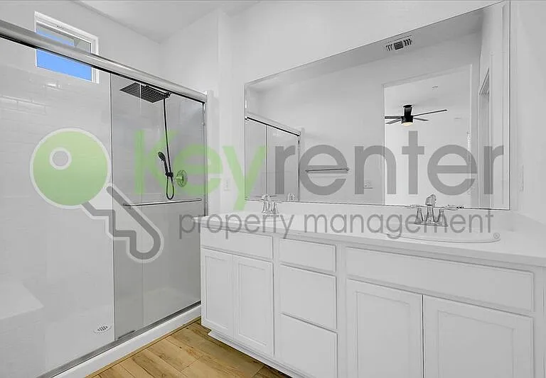 5301 E Commerce Way #44104 — Photo 26