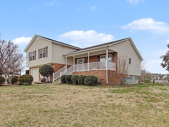 3rd image of 397 Canaan Rd