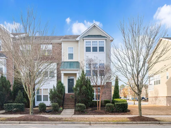 9312 Wooden Rd, Raleigh, NC 27617