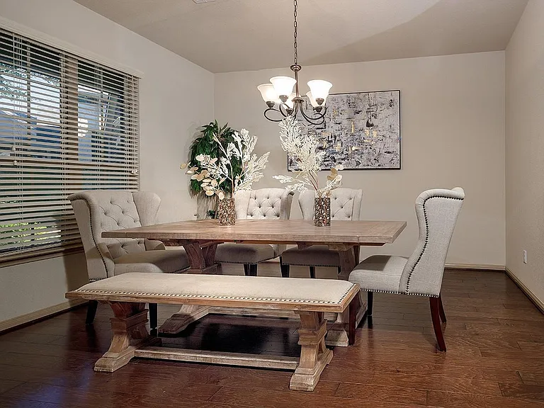 222 Hawkhurst Ct — Photo 8