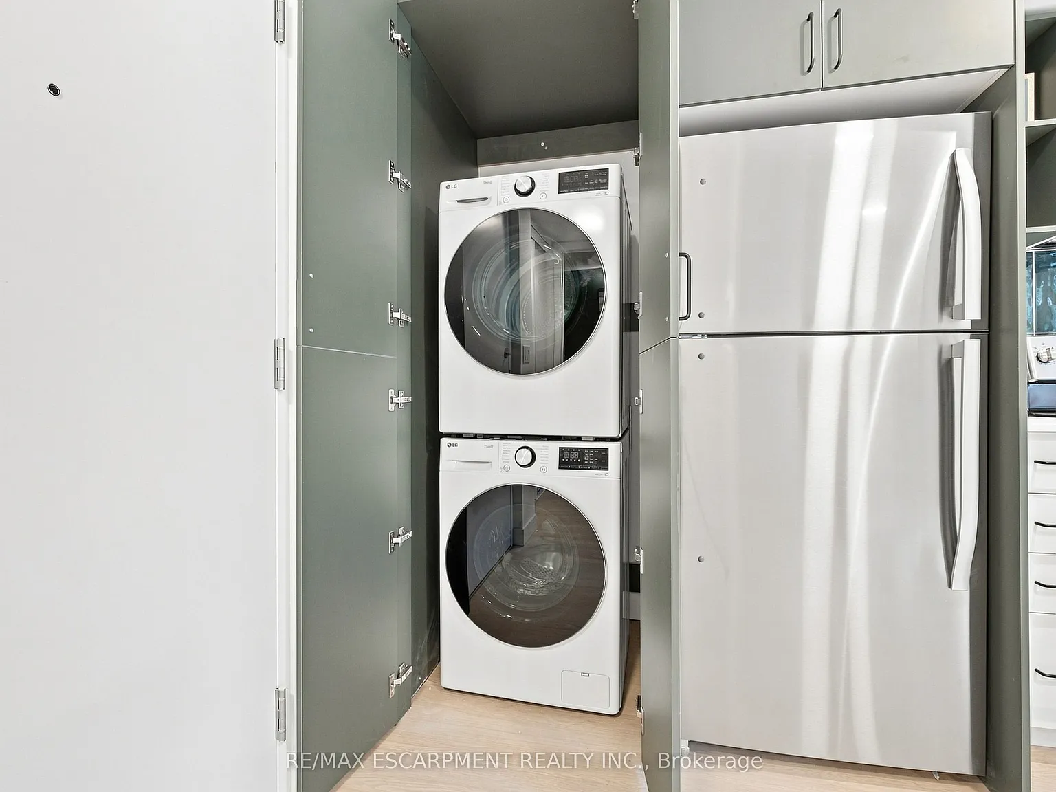 2 bed, $2,099 — Photo 3