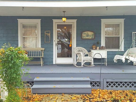 2nd image of 1152 Dietz Ave