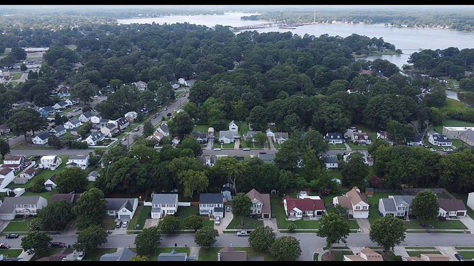 1st image of 635 Surry St