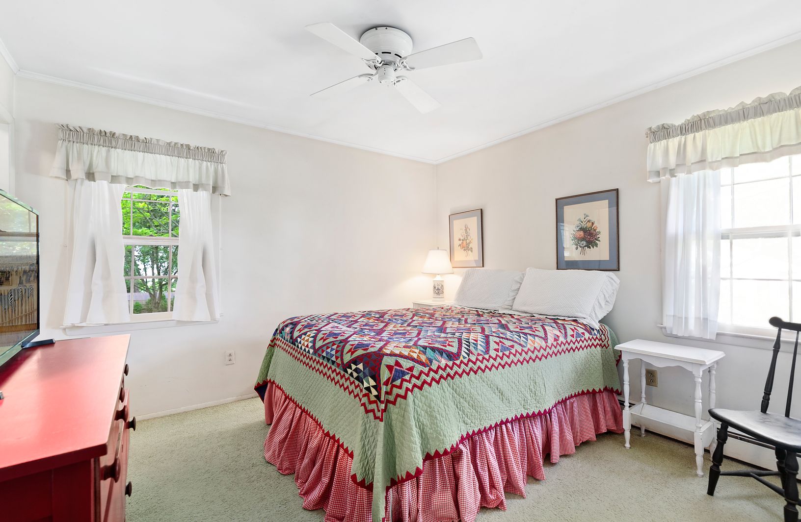  Ensuite Master Bedroom