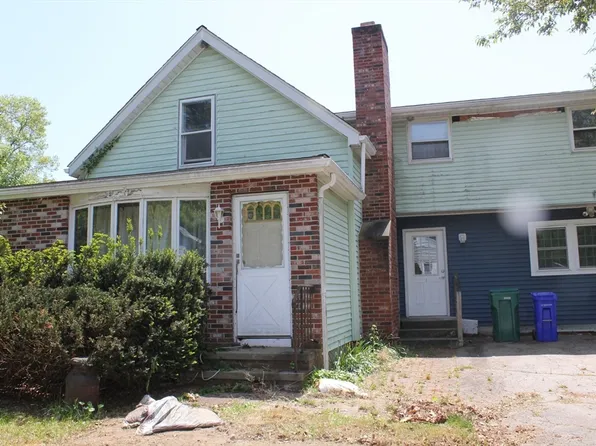 39 Division St, Attleboro, MA 02703