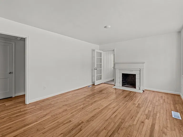 7840 8th Ave S — Photo 2