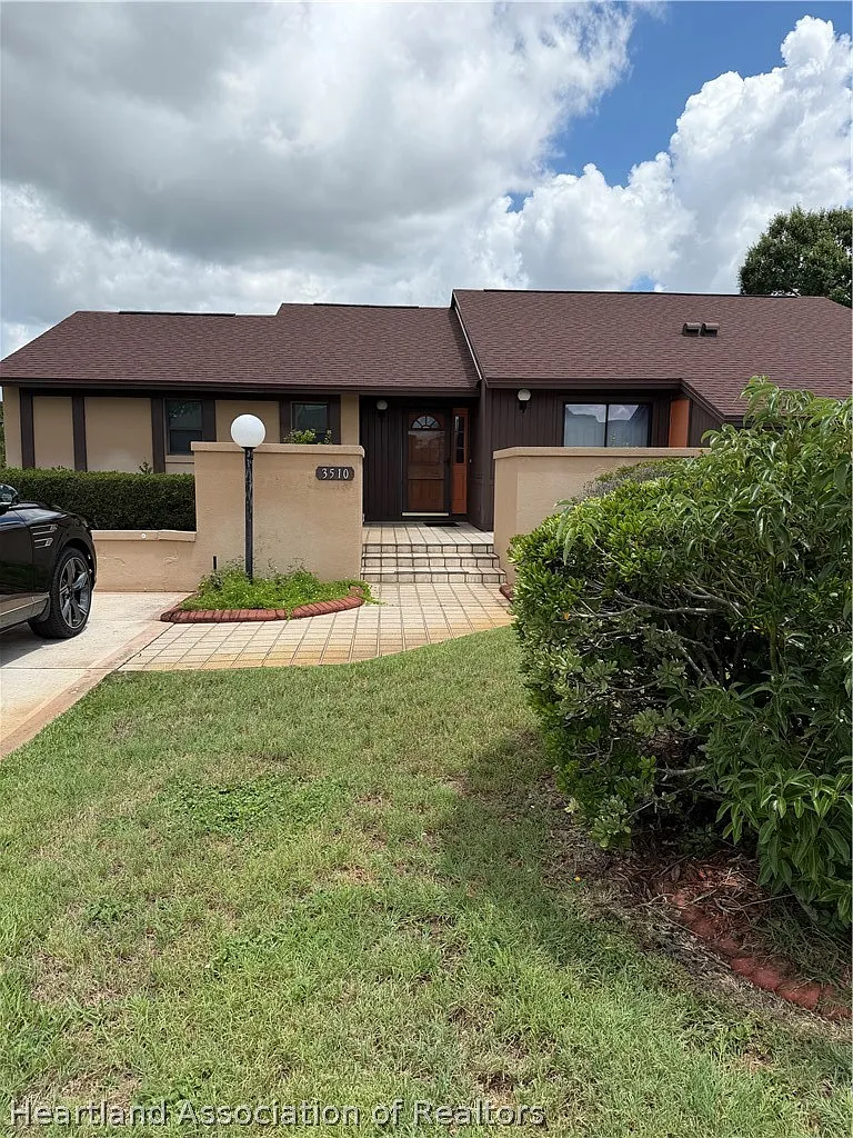 2 bed, 2.0 bath, 1220 sqft, $1,850 — Photo 1