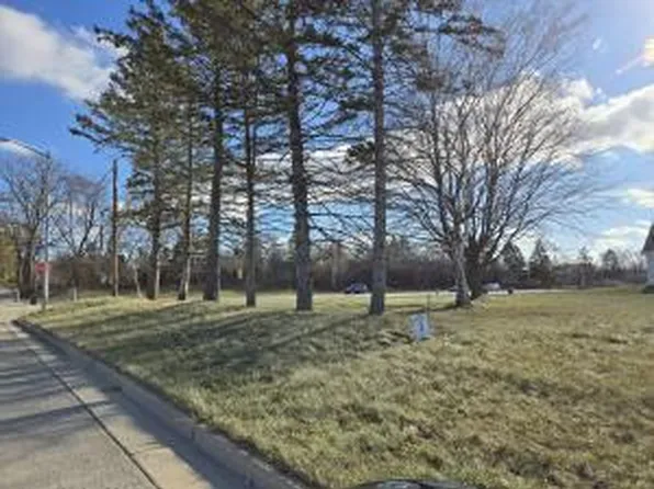 7705 West FAITH DRIVE #Lt2, South Milwaukee, WI 53132