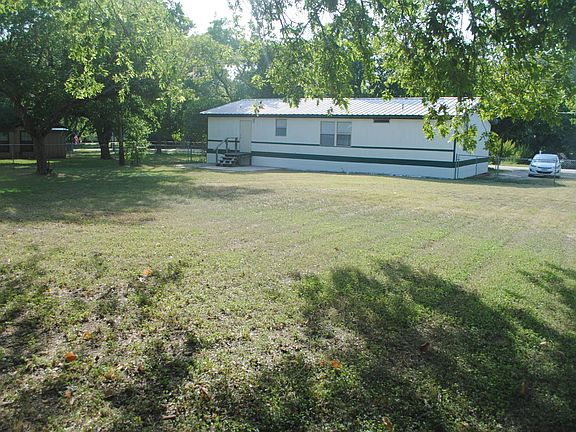 5th image of 251 Meadow Lake Dr