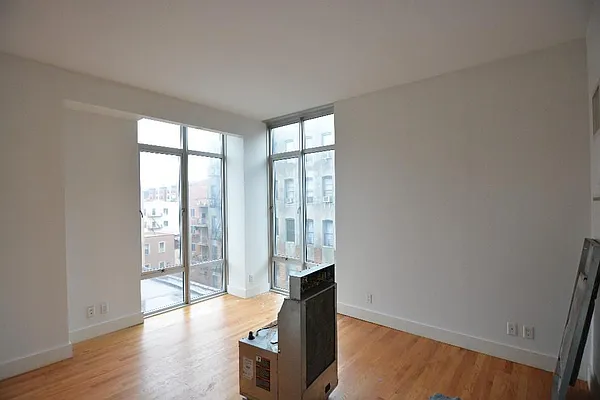 Rented by Yaffa Realty LLC | media 3