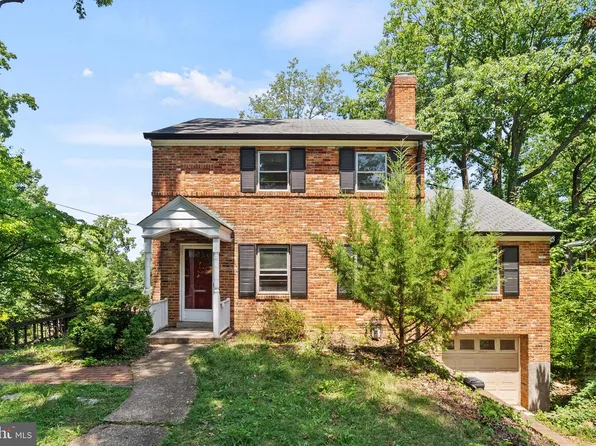 623 29th St S, Arlington, VA 22202