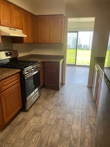 9 Coriander Dr Photo 1