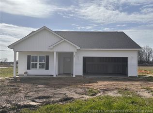 27 Delta Rd, Parkton, NC 28371