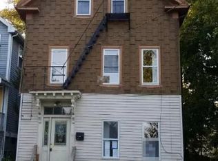 61 Grand View St #2, Providence, RI 02906