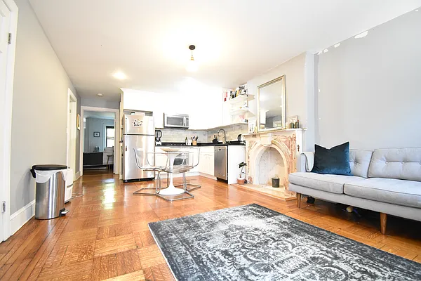 Rented by Wyllie Real Estate | media 15