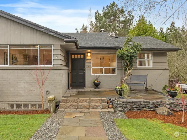 7551 46th Avenue SW, Seattle, WA 98136