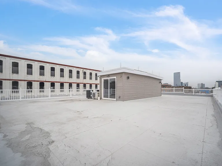 1111 S 24th St #201 — Photo 26