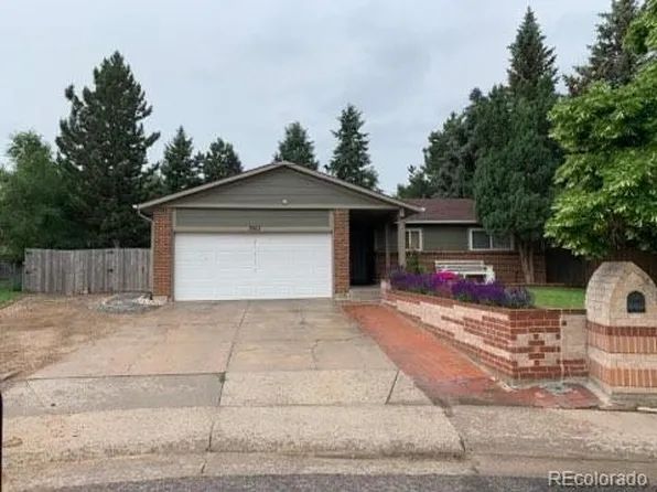 2863 S Bahama St, Aurora, CO 80013