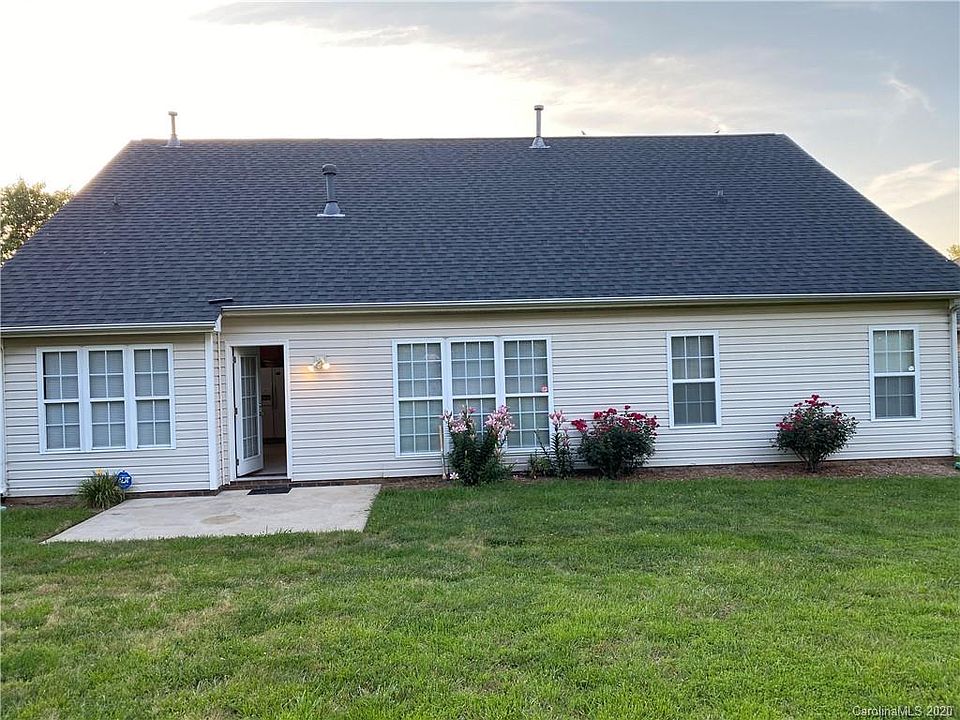 2nd image of 2710 Hartley Hills Dr