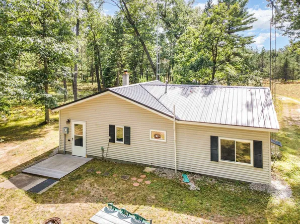 4736 Sparton Rd, National City, MI 48748