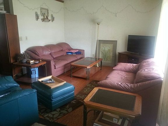 4th image of 1112 Harvest Dr