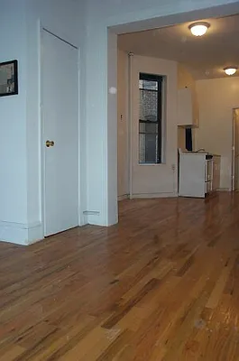 Rented by Tower Brokerage | media 48