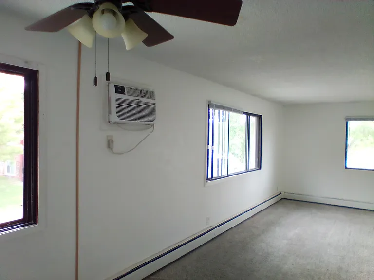 1937 Pinehurst Ln #7 — Photo 8