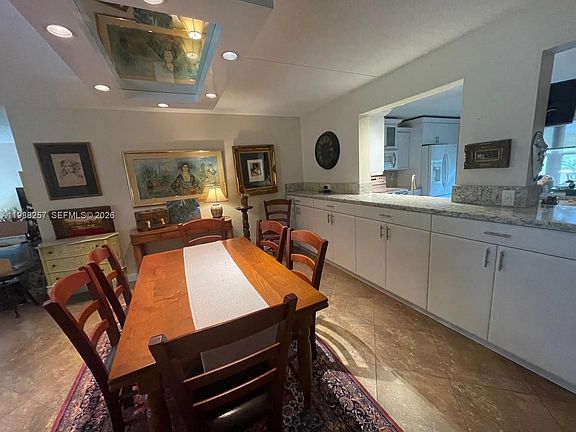 5th image of 281 S Hollybrook Dr #50-205