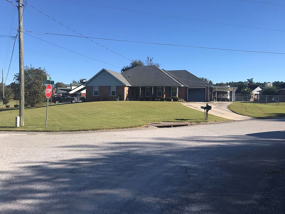 2nd image of 2901 Nells Ct