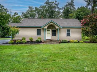 122 Cortelyous Ln, Somerset, NJ 08873